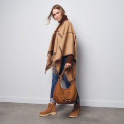 MILA JACKEN & MÄNTEL